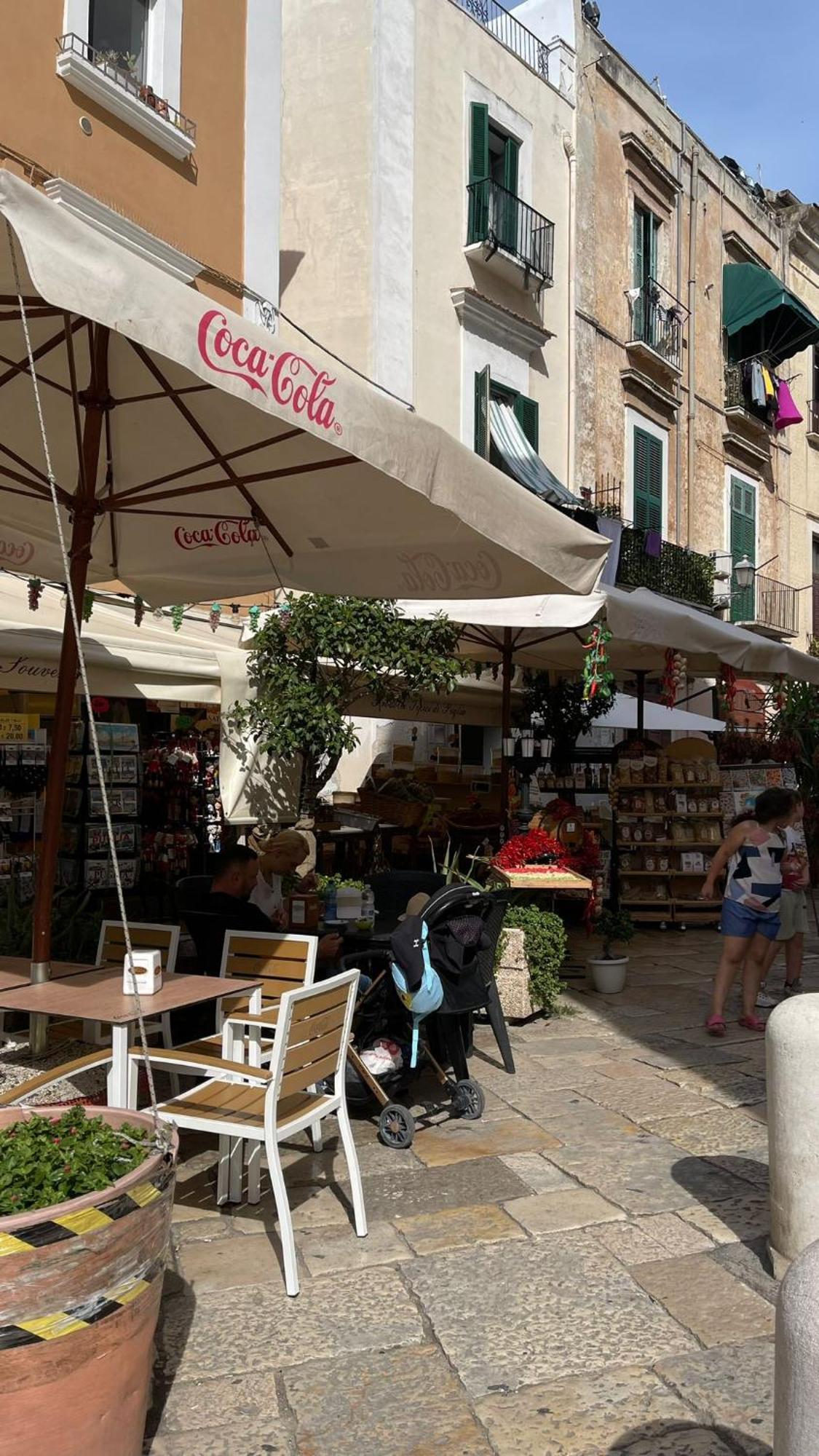 Locazione Turistica Madera Hotel Bari Exterior foto